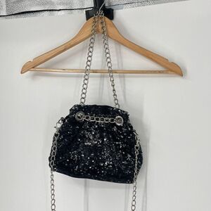 Fiona Lang London Crossbody Bag Sequined Chain Strap Snap Zip Black Womens